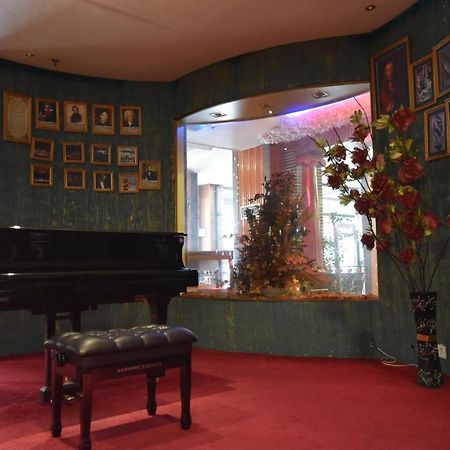 Bremen Holiday Hotel Harbin Extérieur photo