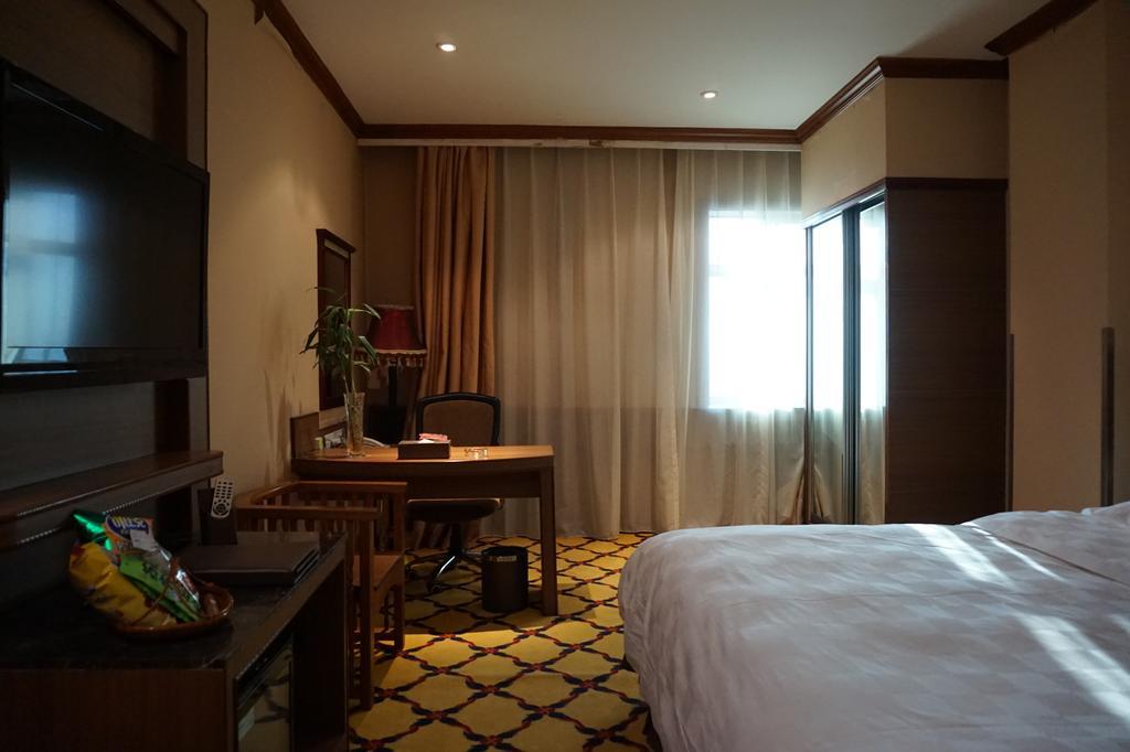 Bremen Holiday Hotel Harbin Extérieur photo