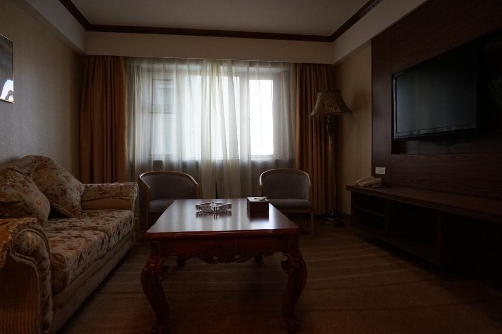 Bremen Holiday Hotel Harbin Extérieur photo