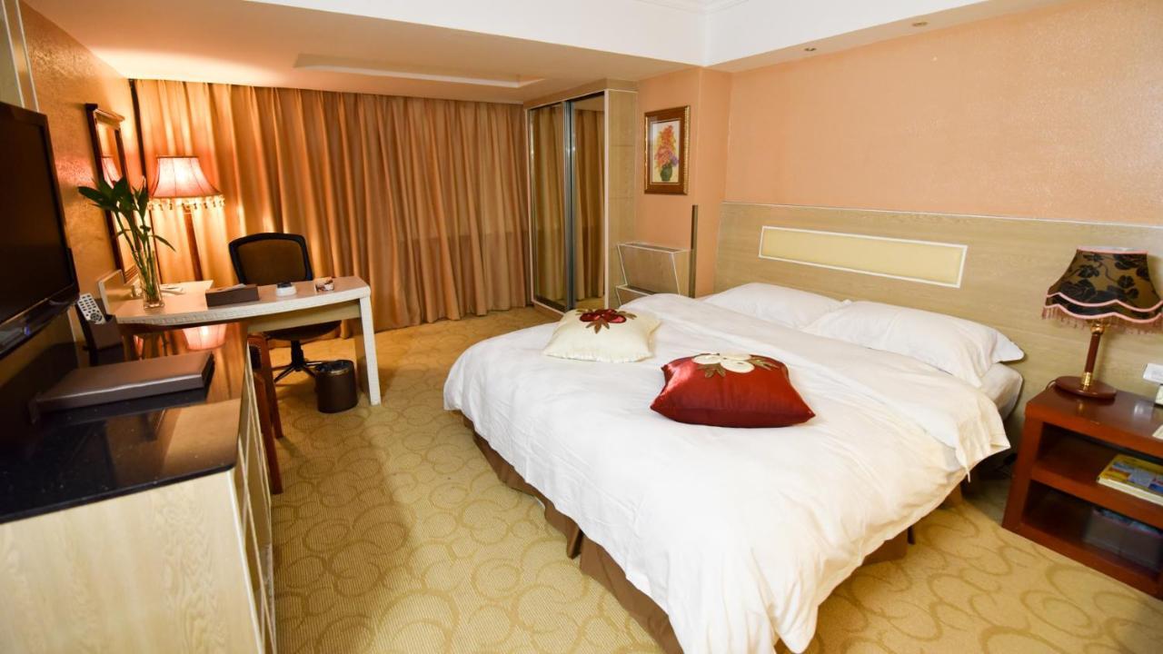 Bremen Holiday Hotel Harbin Extérieur photo