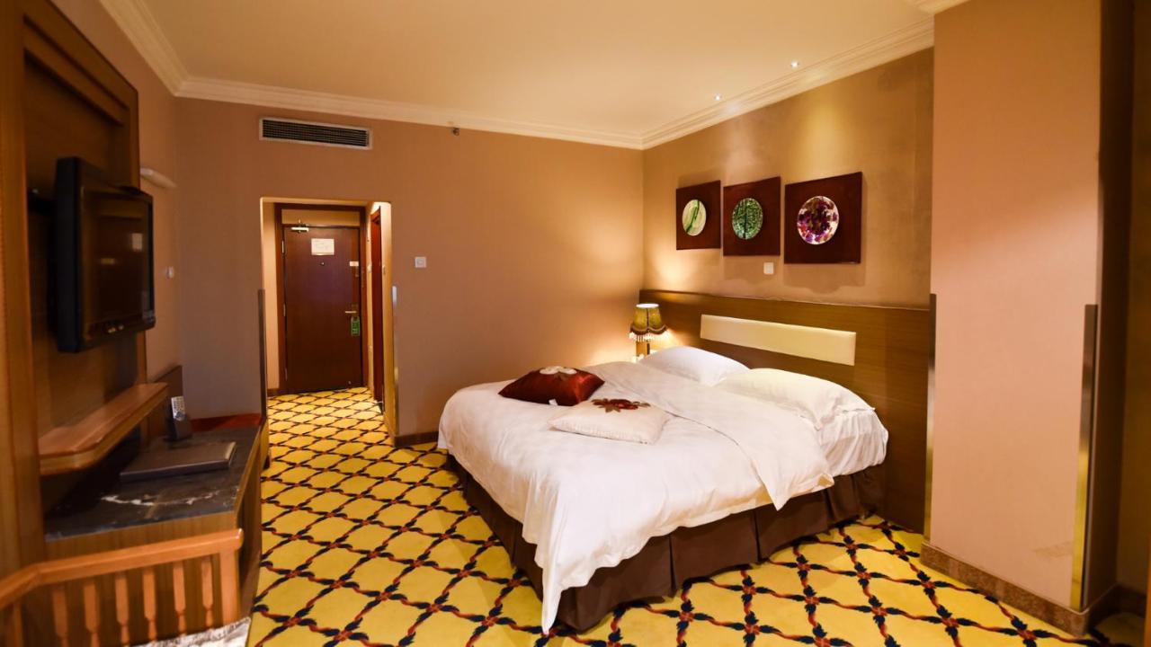 Bremen Holiday Hotel Harbin Extérieur photo